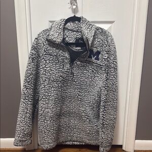 Sherpa Pullover with Logo